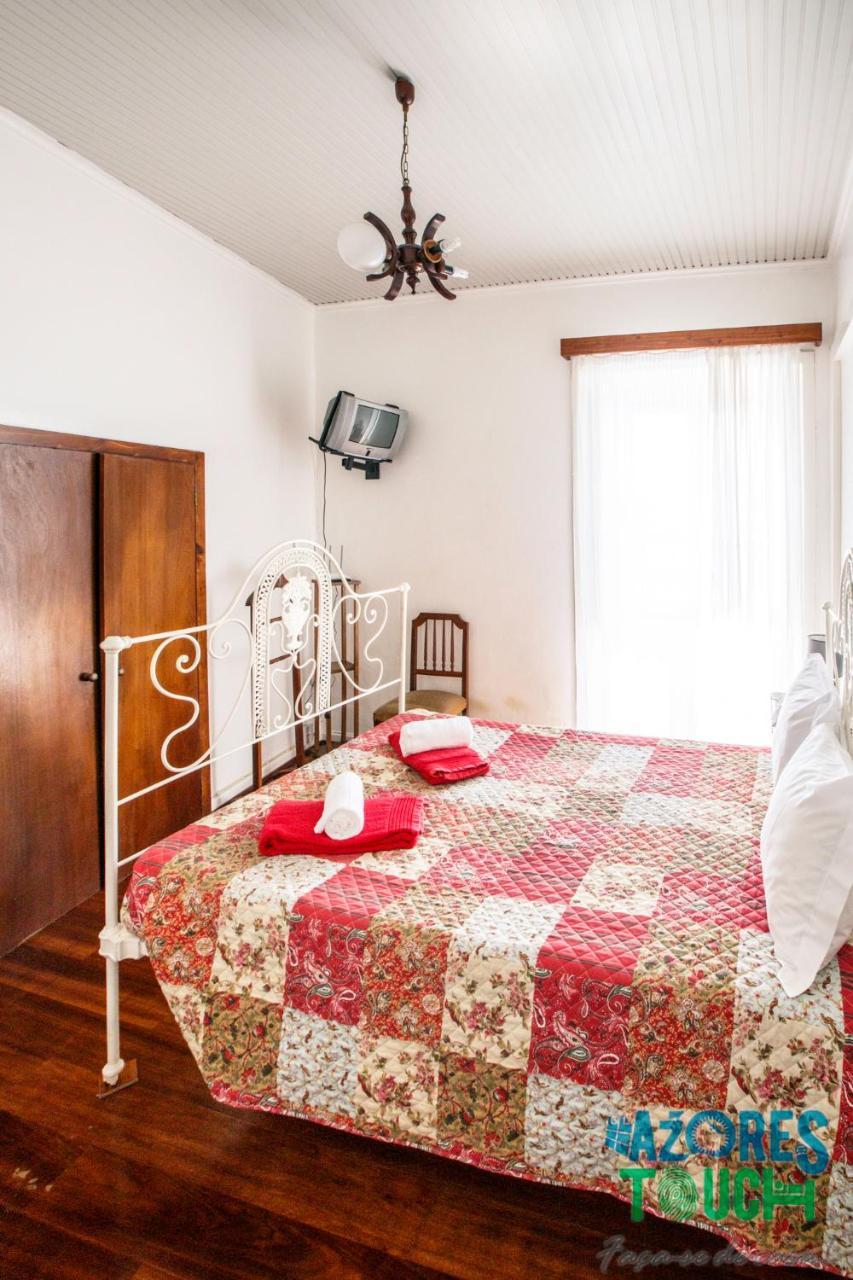 Hospedaria casa D'Avo Praia da Vitoria Bagian luar foto