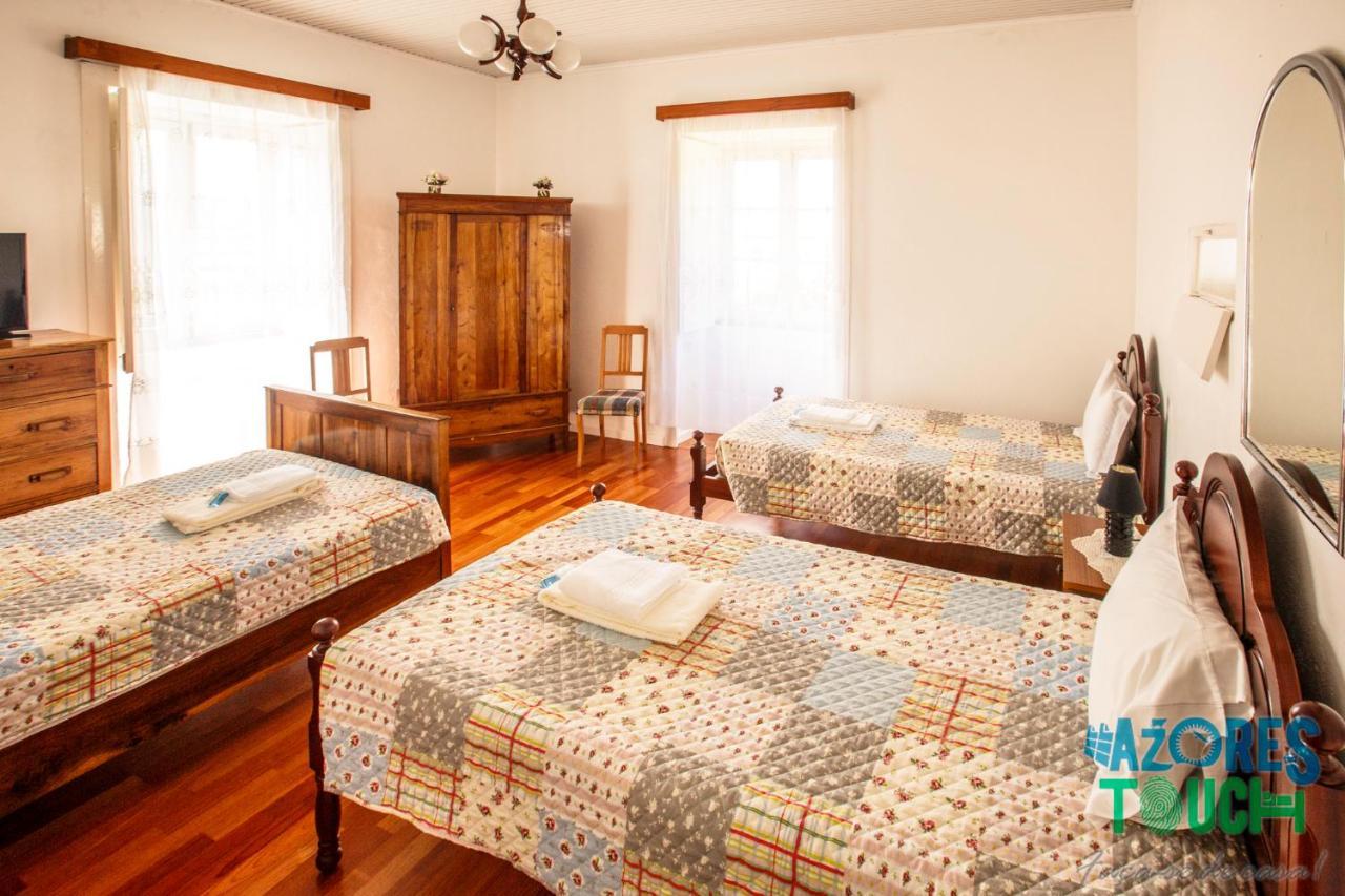 Hospedaria casa D'Avo Praia da Vitoria Bagian luar foto